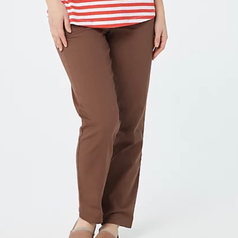 Denim&Co Original Waist Stretch Petite Pants w/ Side Pockets (A43881)